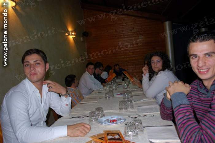 ignazio, nuccio, avril e gli altri sullo sfondo